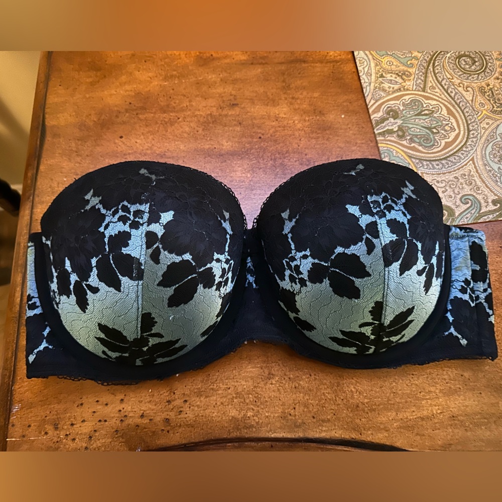 Torrid Strapless Black and Aqua Bra Size 40 DD